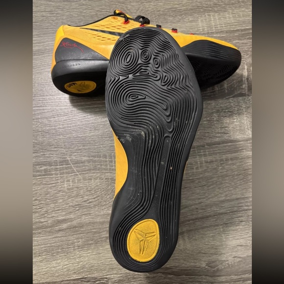 Nike Kobe 9 IX EM Low Bruce Lee 646701-700 Yellow Sneaker Shoes Sz Mens 8.5 - Picture 15 of 16